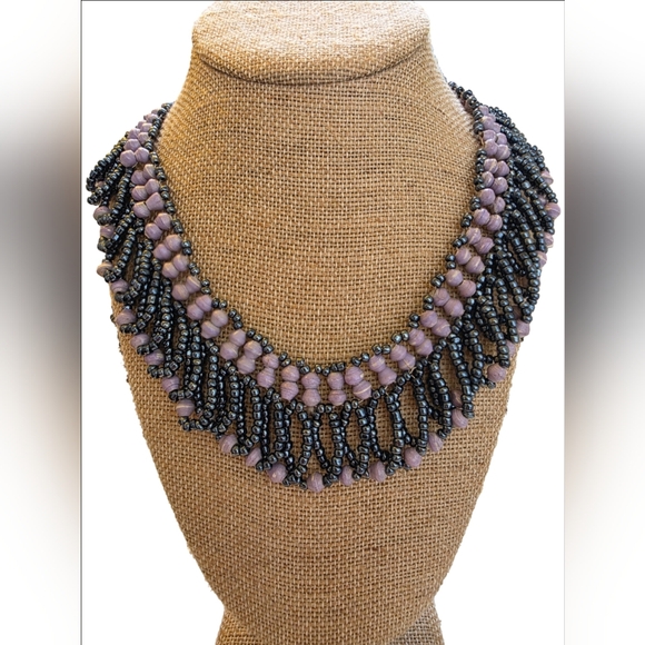 Jewelry - Stunning Gray/Blue & Lavender Beaded 18" Collar Statement Necklace